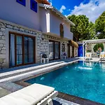 Lulu Hotel Cesme