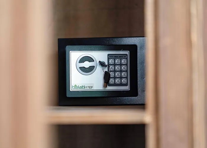 Lulu Inn Cesme 酒店 *