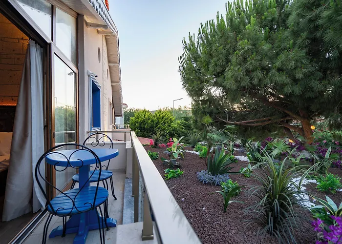 Lulu Inn Cesme 酒店 *